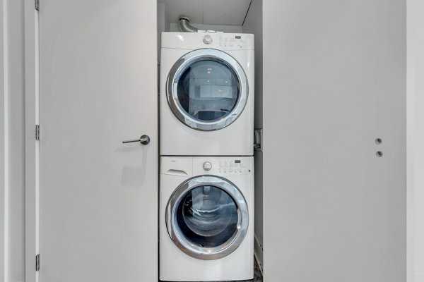 Picture for 1801, 901 10 Avenue SW