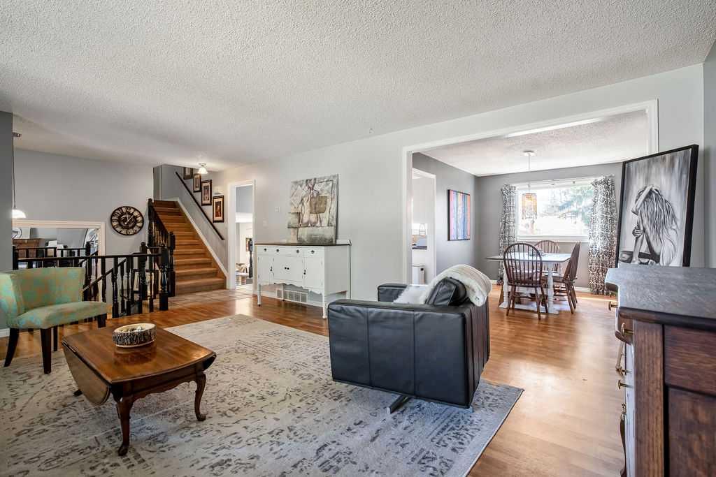 Picture for 13 Maplewood Estates 