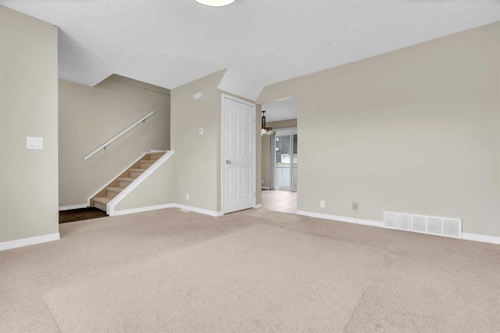 Picture for 87 Castleglen Road NE