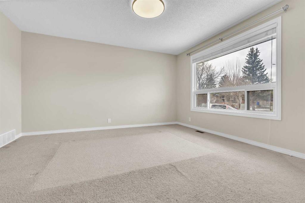 Picture for 87 Castleglen Road NE