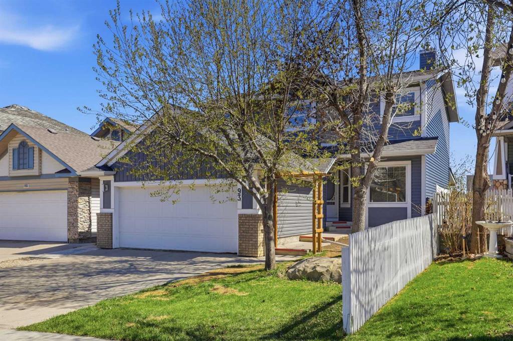 Picture for 93 Somerglen Park SW