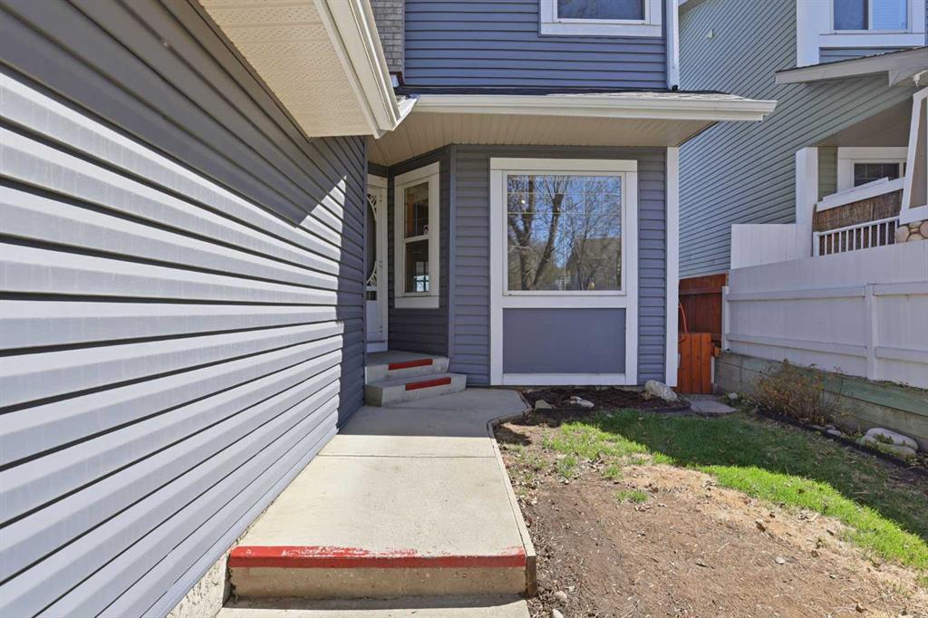 Picture for 93 Somerglen Park SW