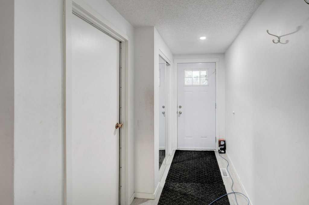 Picture for 1420 Ranchlands Road NW