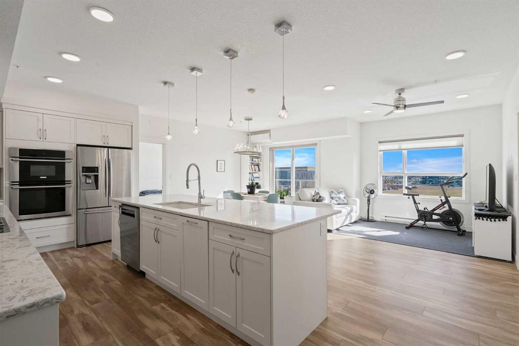 Picture for 332, 20 Seton Park SE