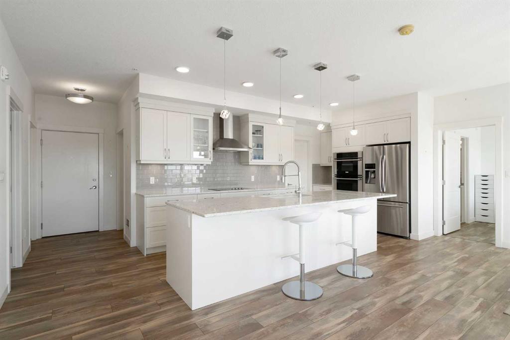 Picture for 332, 20 Seton Park SE