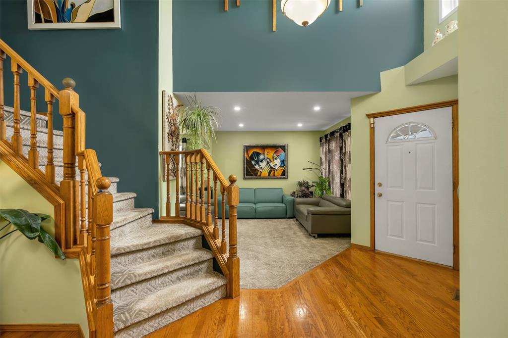 Picture for 206 Coral Keys Place NE
