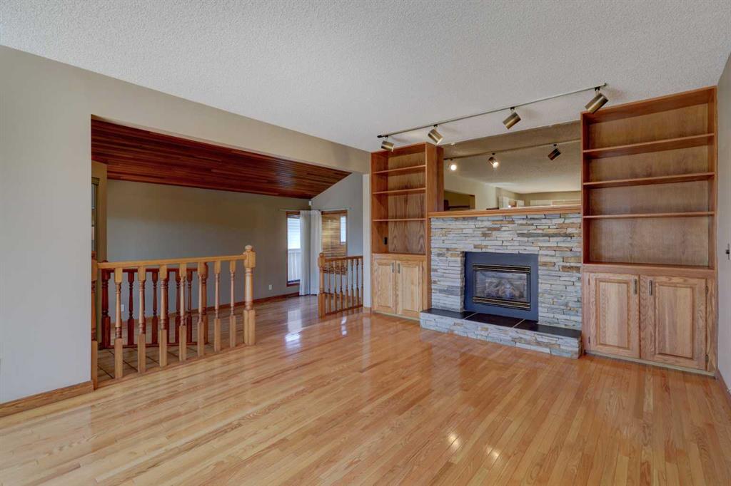 Picture for 2328 Munro Drive NE