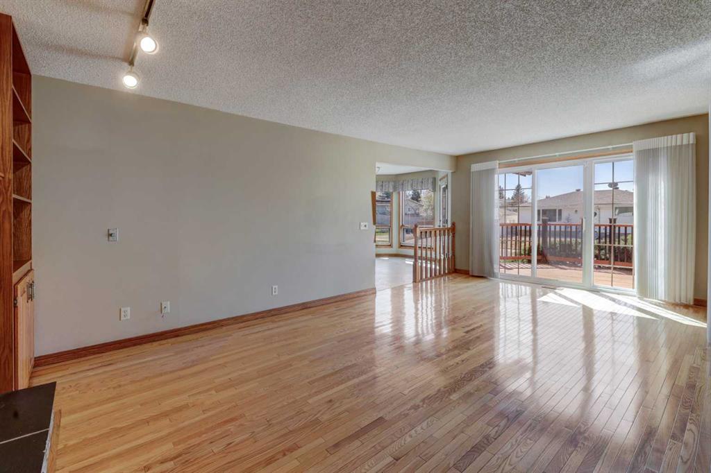 Picture for 2328 Munro Drive NE