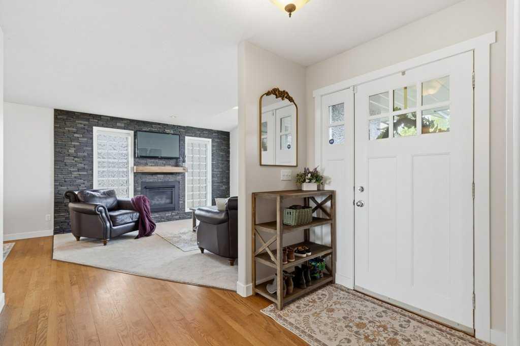 Picture for 71 Green Meadow Drive 