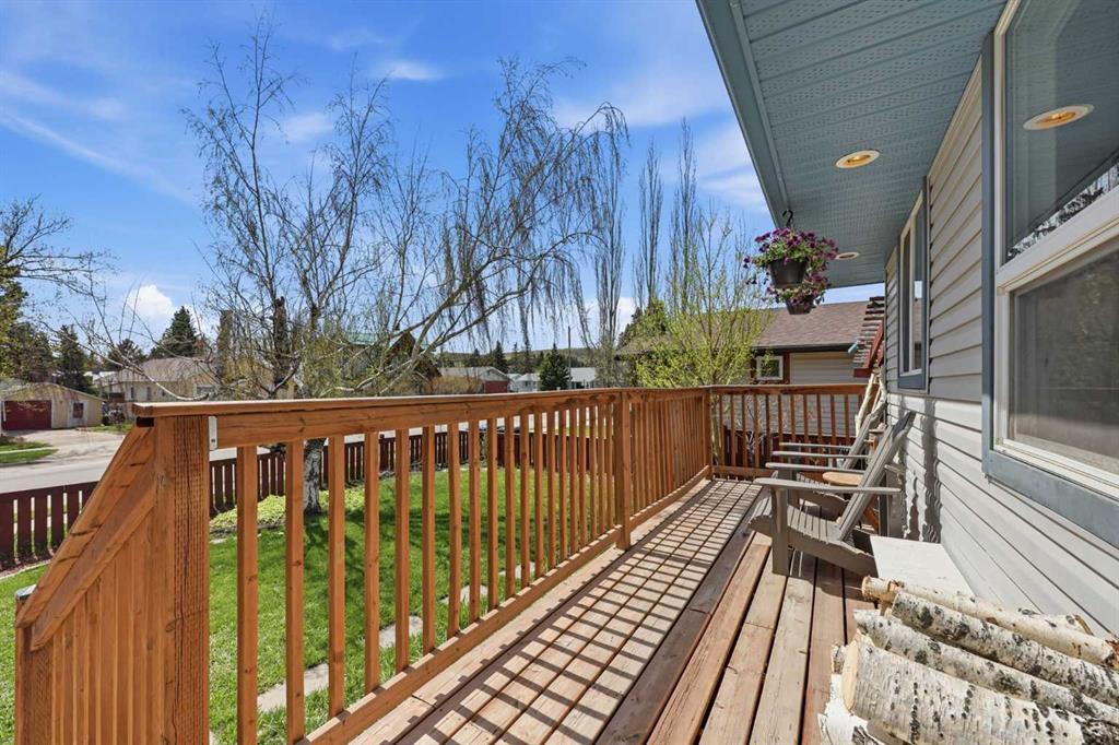 Picture for 118 Frontenac Avenue NW