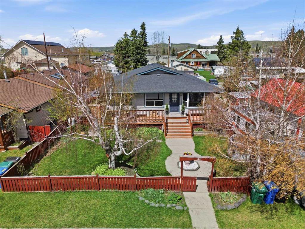 Picture for 118 Frontenac Avenue NW
