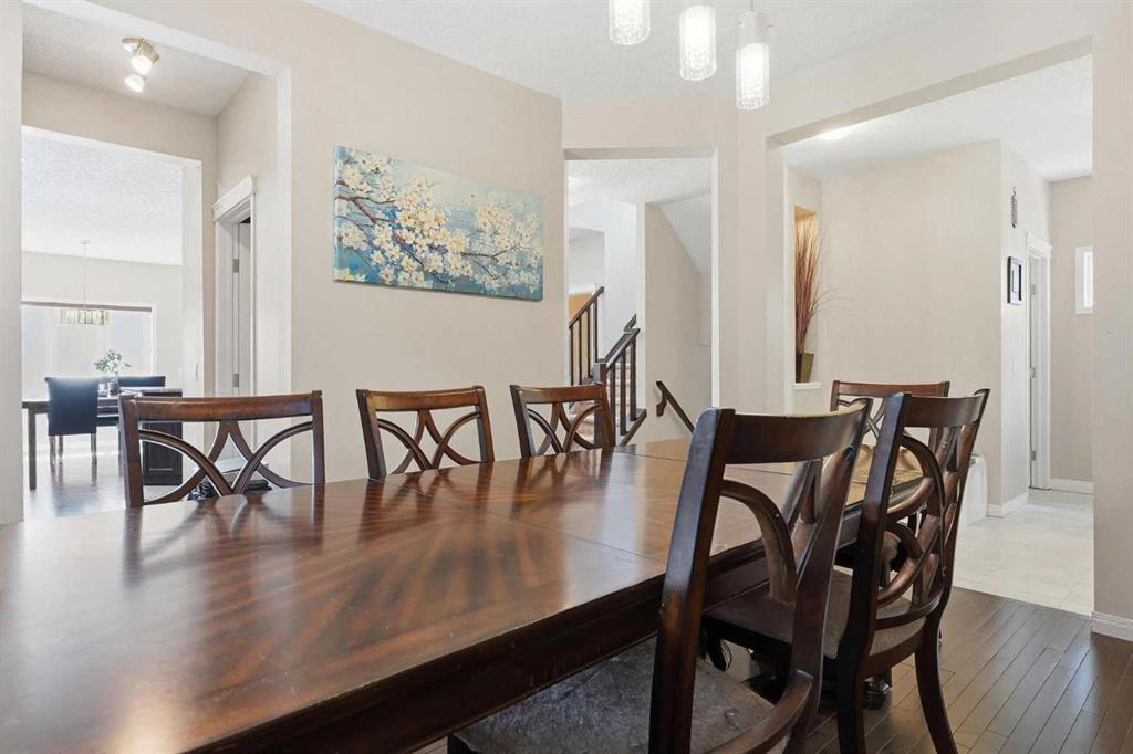 Picture for 19 Hillcrest Link SW