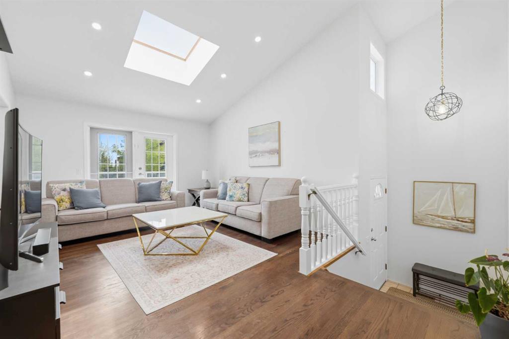 Picture for 84 Coach Gate Way SW
