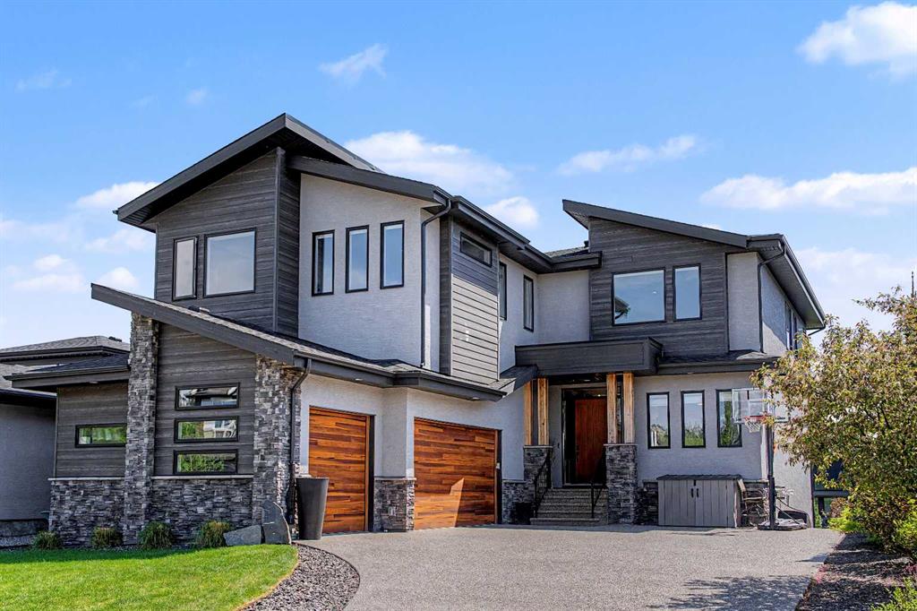 Picture for 125 Cranbrook Heights SE