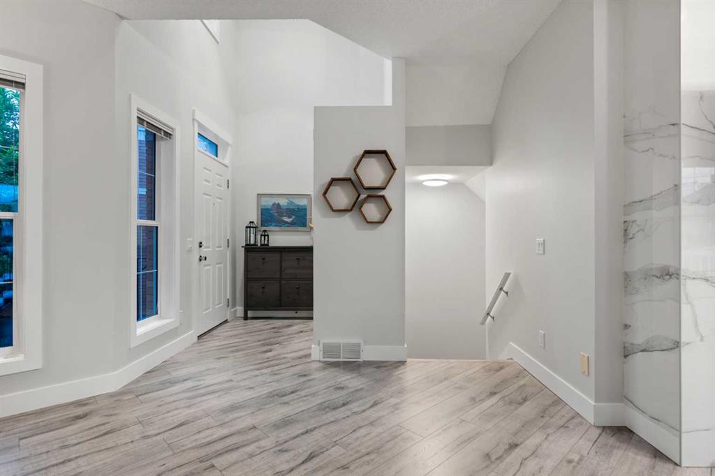 Picture for 76 Inverness Square SE