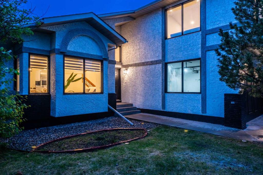 Picture for 8266 Edgebrook Drive 