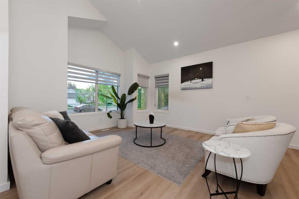 Picture for 8266 Edgebrook Drive 