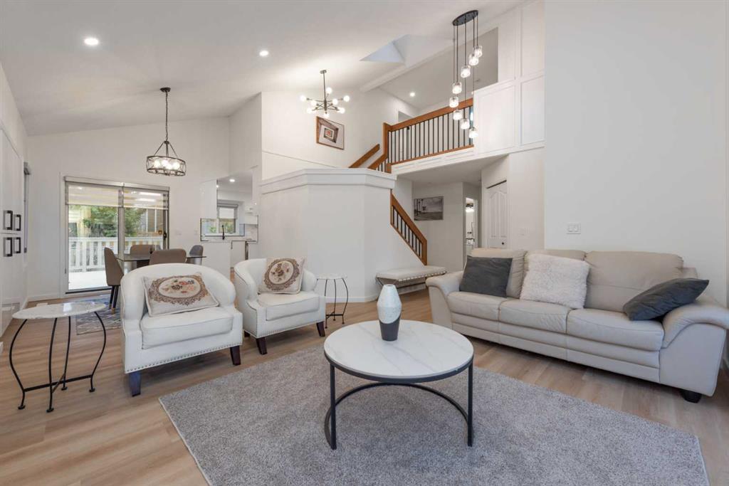 Picture for 8266 Edgebrook Drive 