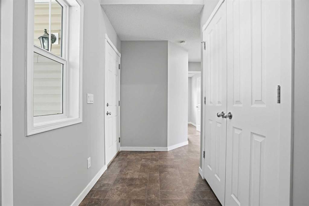Picture for 207 Sagewood Drive SW