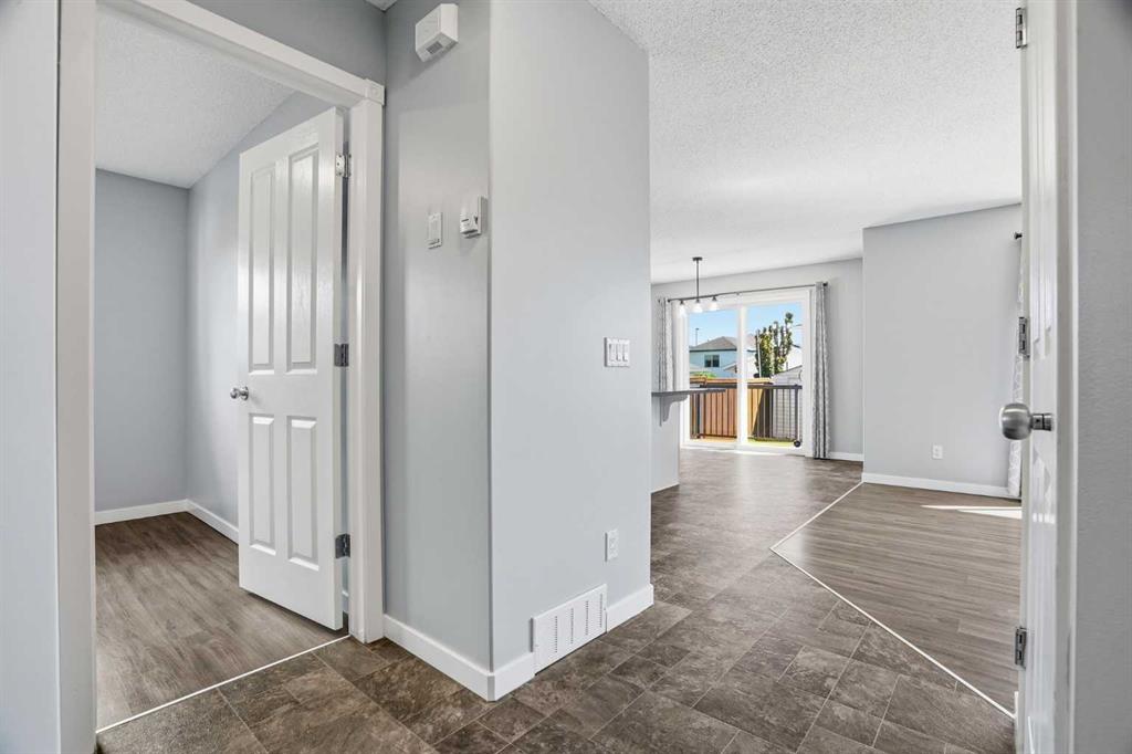 Picture for 207 Sagewood Drive SW