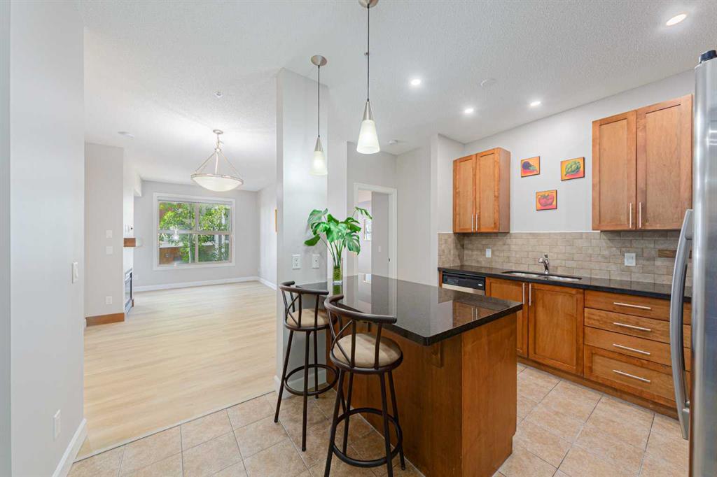 Picture for 322, 88 Arbour Lake Road NW