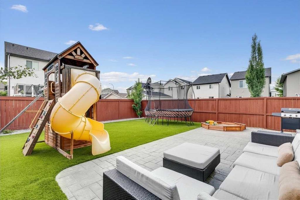 Picture for 29 Copperpond Parade SE