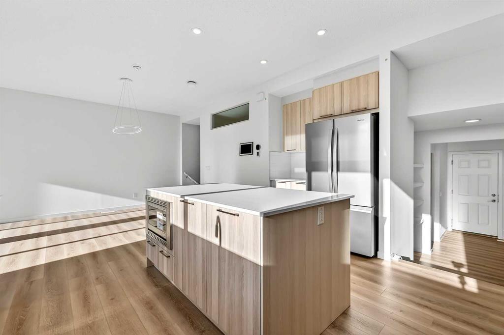 Picture for 89 Corner Glen Avenue NE