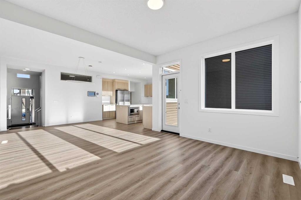 Picture for 89 Corner Glen Avenue NE