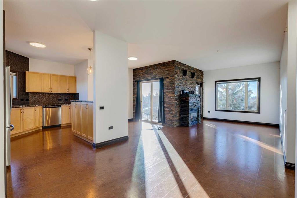 Picture for 403, 3810 43 Street SW