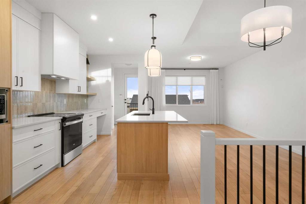 Picture for 76 Lucas Common NW