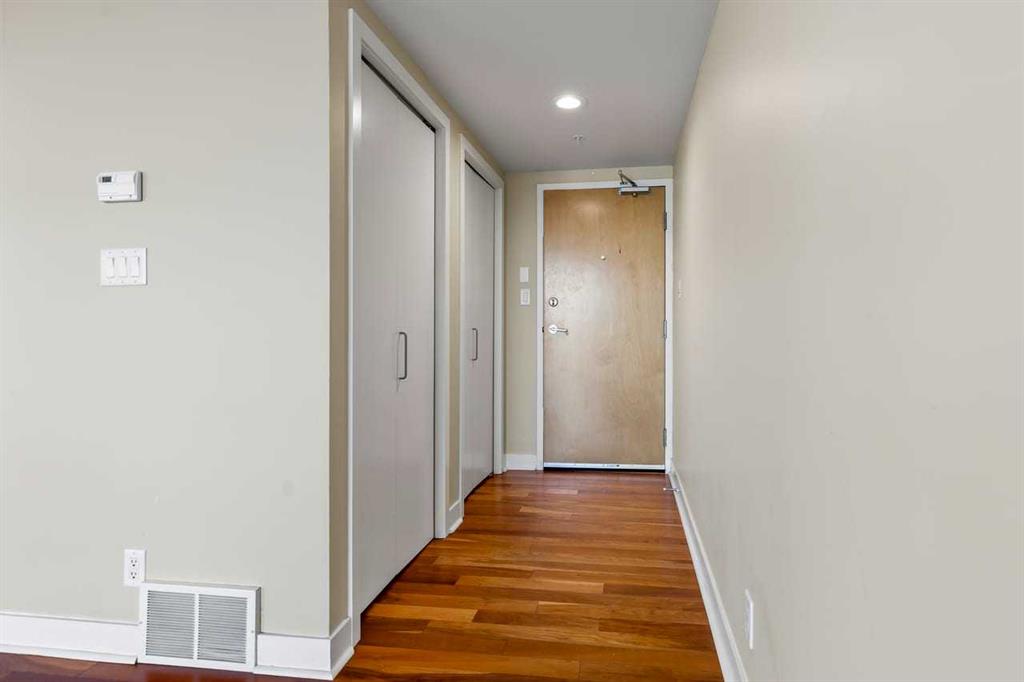 Picture for 1206, 1110 11 Street SW