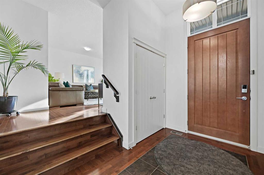 Picture for 129 Springbluff Boulevard SW