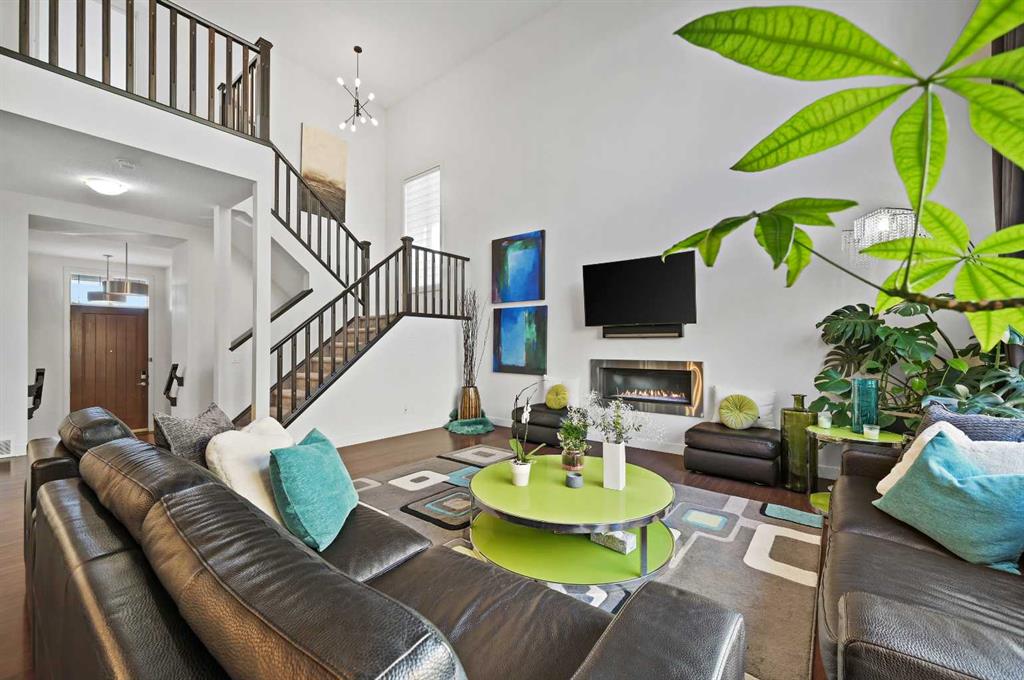 Picture for 129 Springbluff Boulevard SW