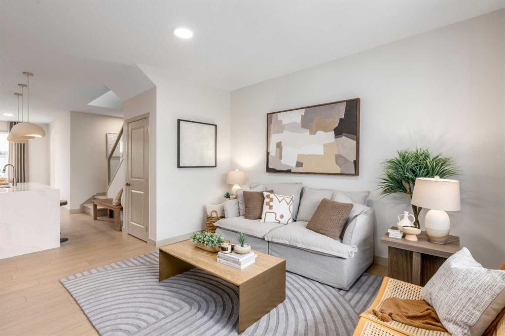 Picture for 605 Savanna Drive NE