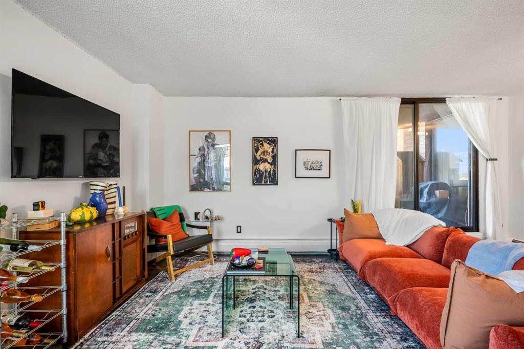 Picture for 405, 1334 13 Avenue SW