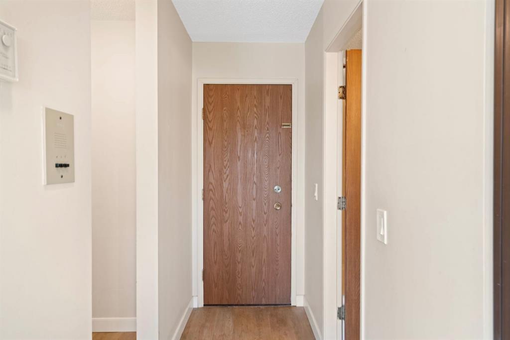 Picture for 302A, 3615 49 Street NW