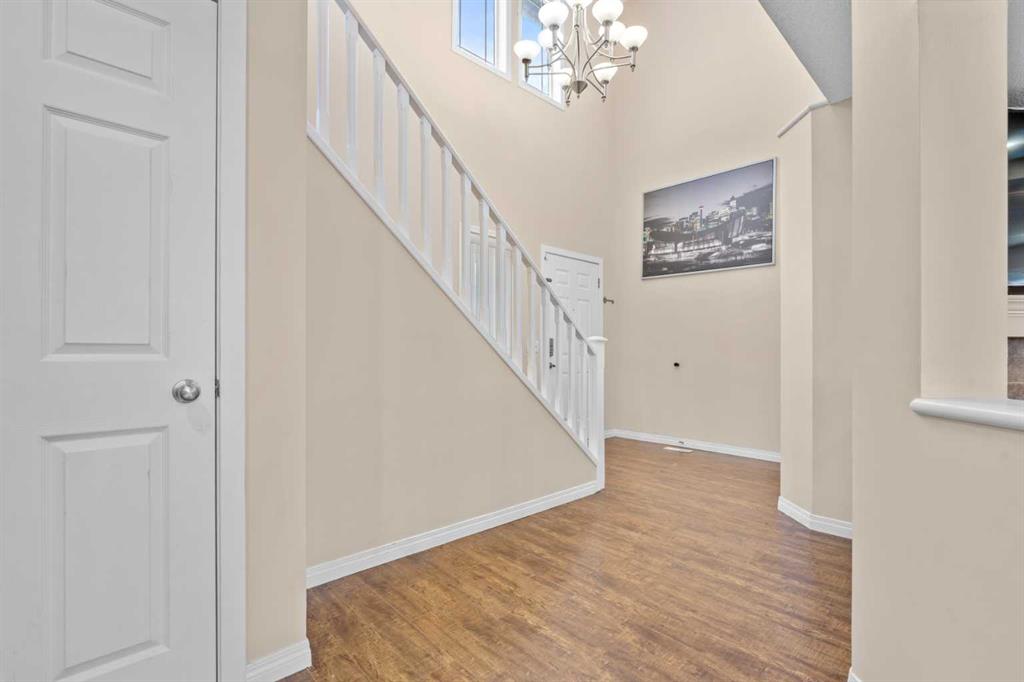 Picture for 332 Oakmere Way 