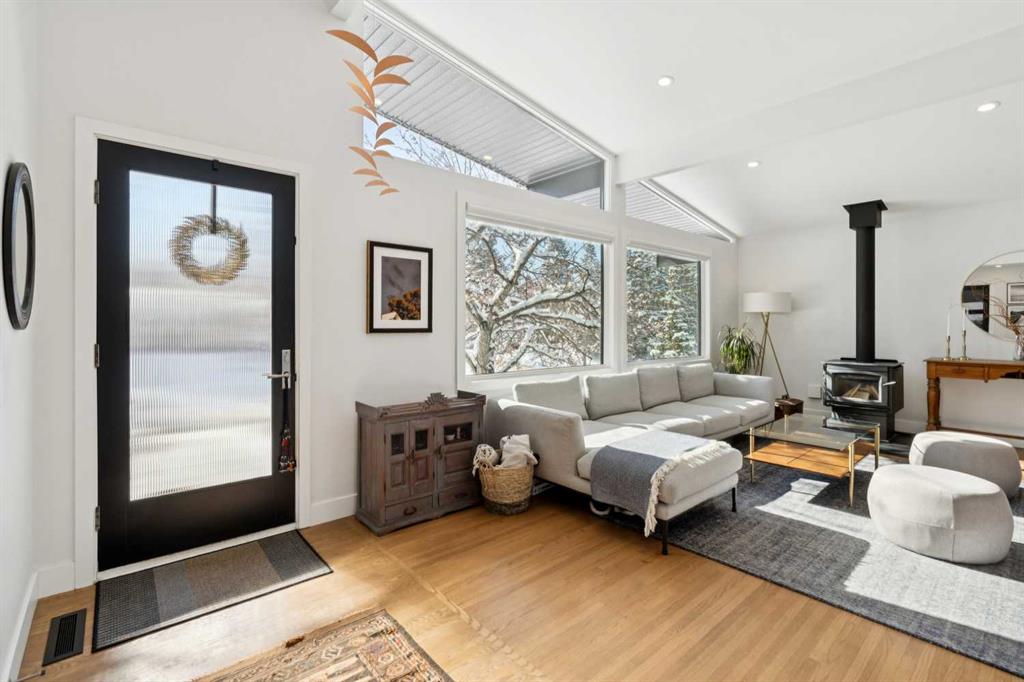 Picture for 2440 Cherokee Drive NW