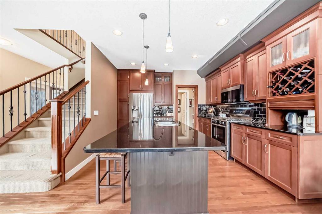 Picture for 70 Tuscany Glen Way NW