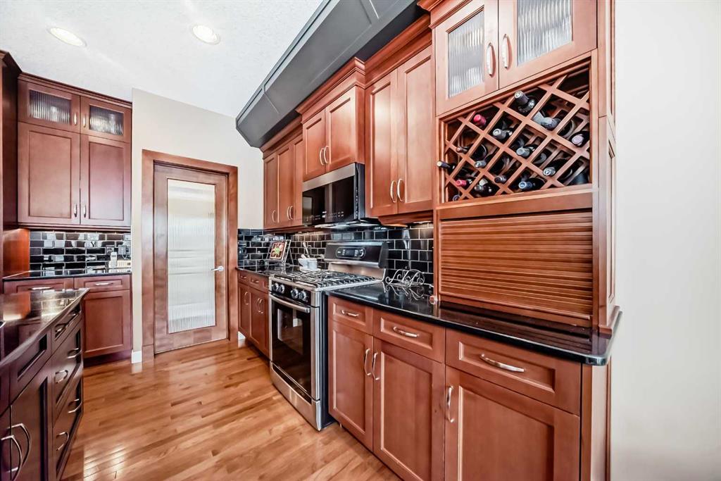 Picture for 70 Tuscany Glen Way NW