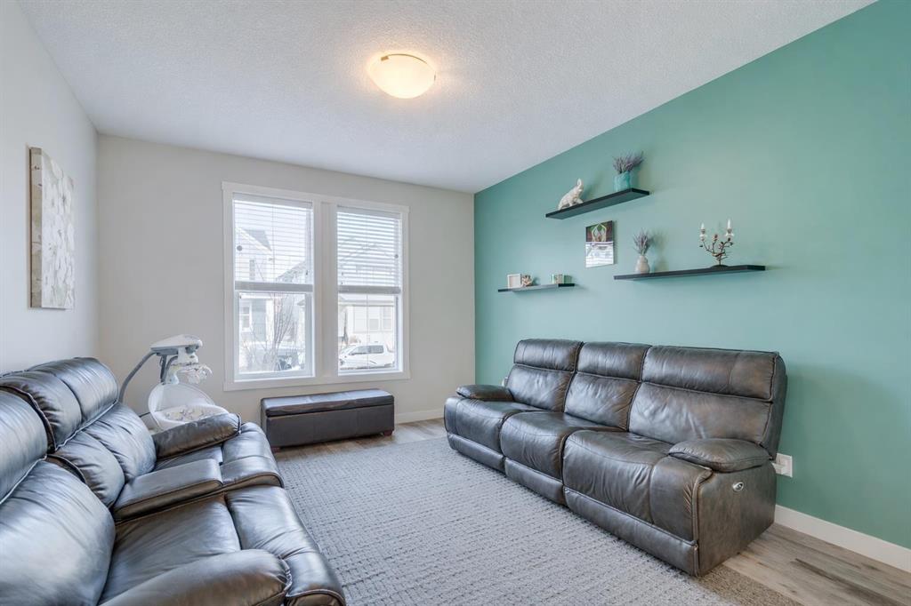 Picture for 429 South Point Glen SW