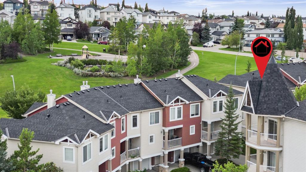 Picture for 8318, 70 Panamount Drive NW