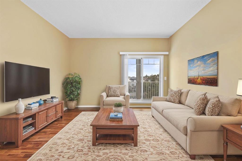 Picture for 8318, 70 Panamount Drive NW