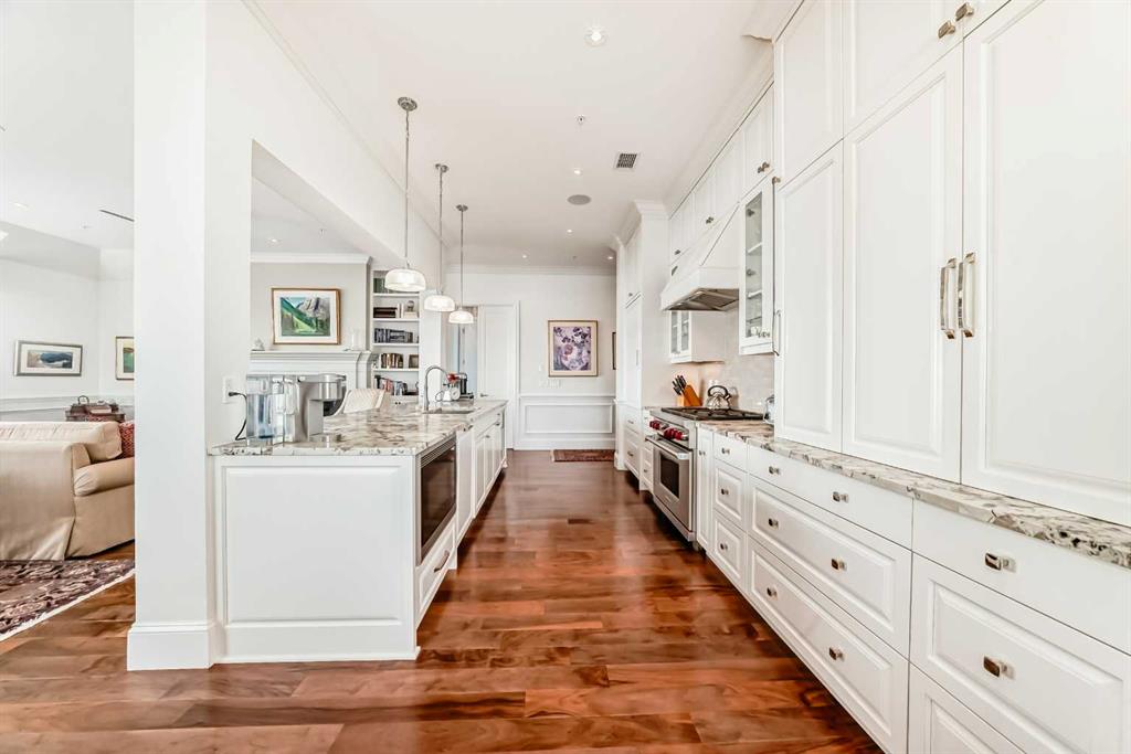 Picture for 504, 211 Quarry Way SE