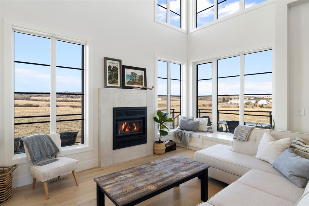 Picture for 85045 169 Avenue W