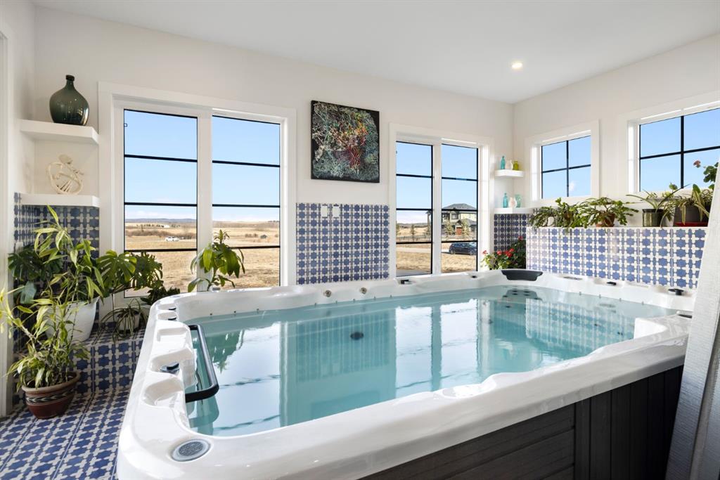 Picture for 85045 169 Avenue W