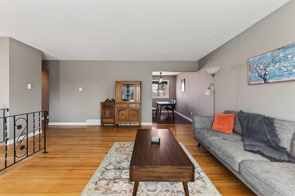 Picture for 1424 109 Avenue SW