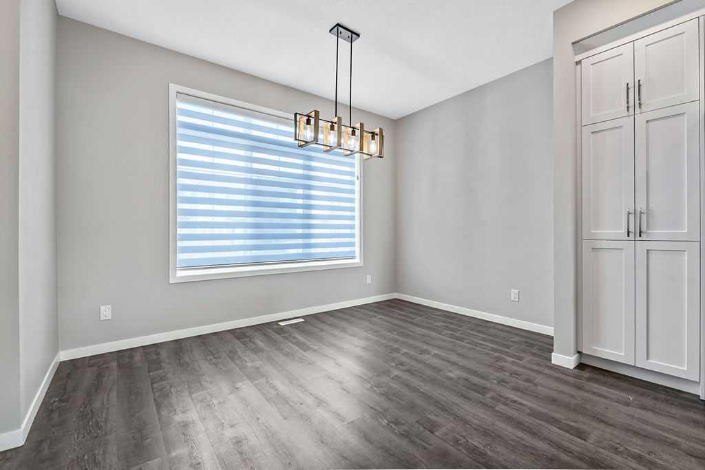 Picture for 80 Wolf Gate 