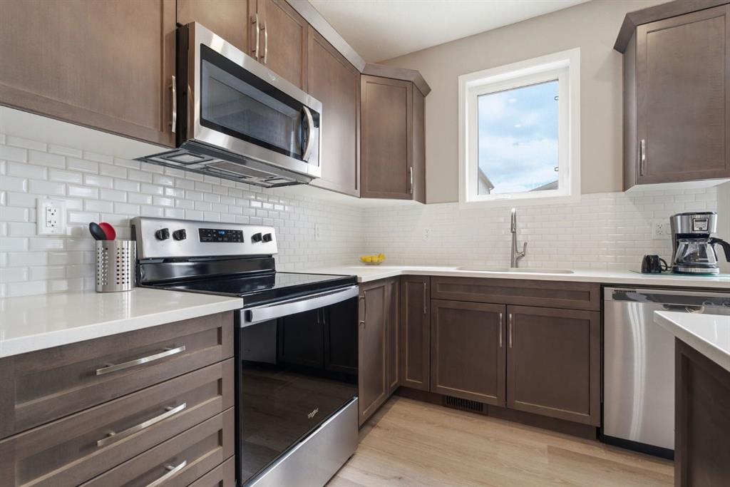 Picture for 22 Carrington Crescent NW