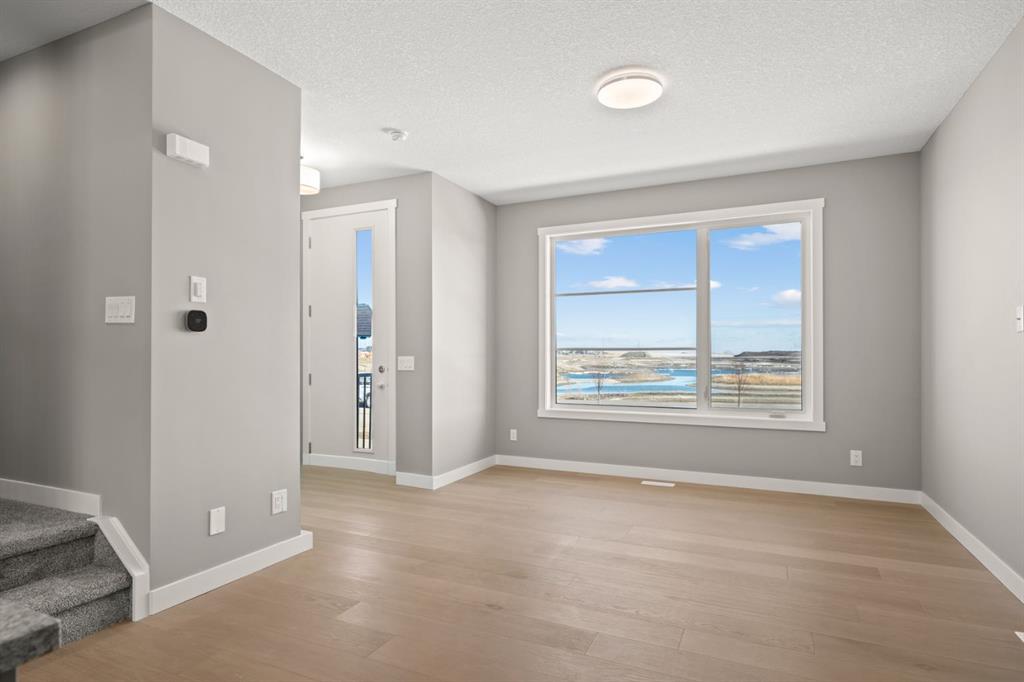 Picture for 656 Sora Boulevard SE